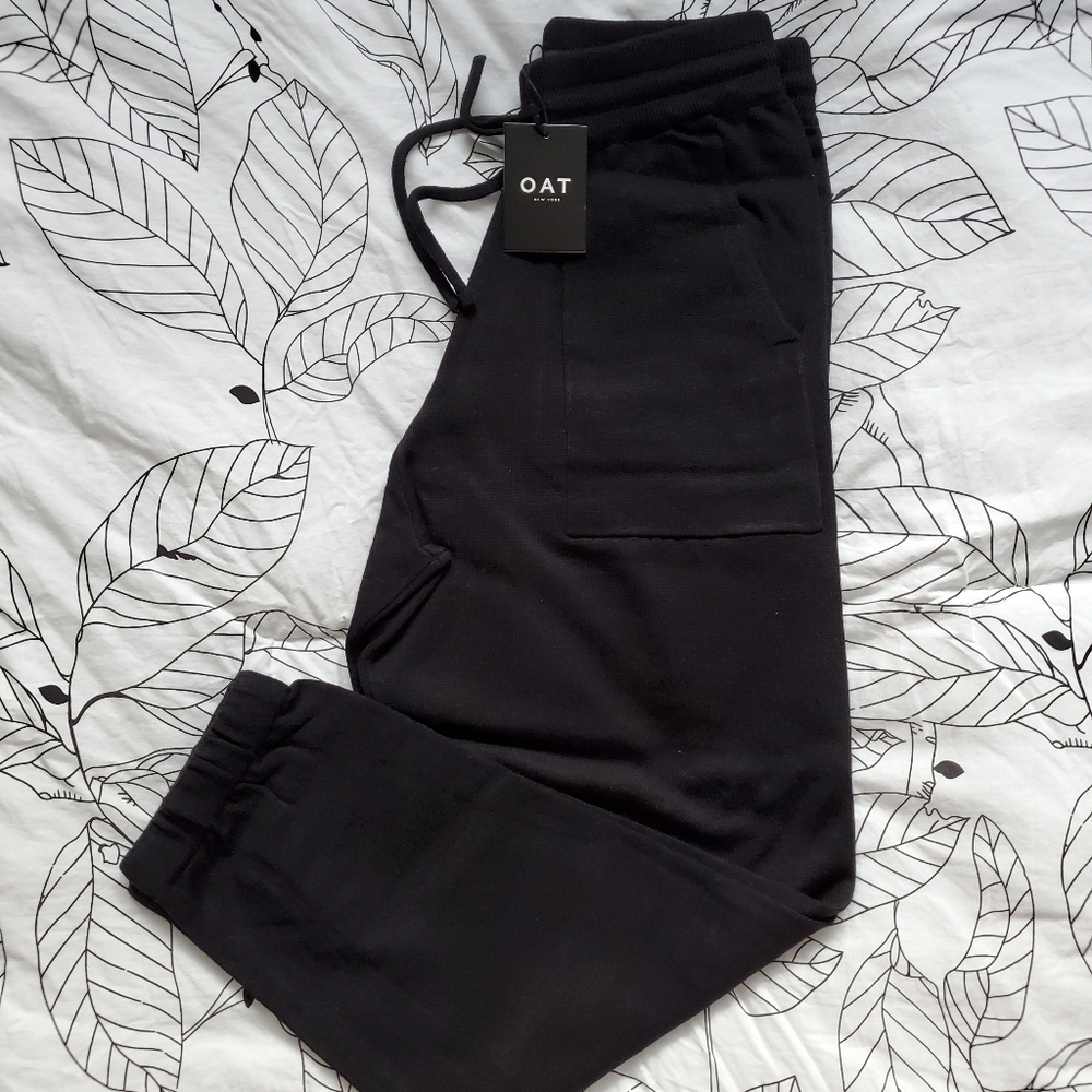 Oat New York Black Cargo Joggers